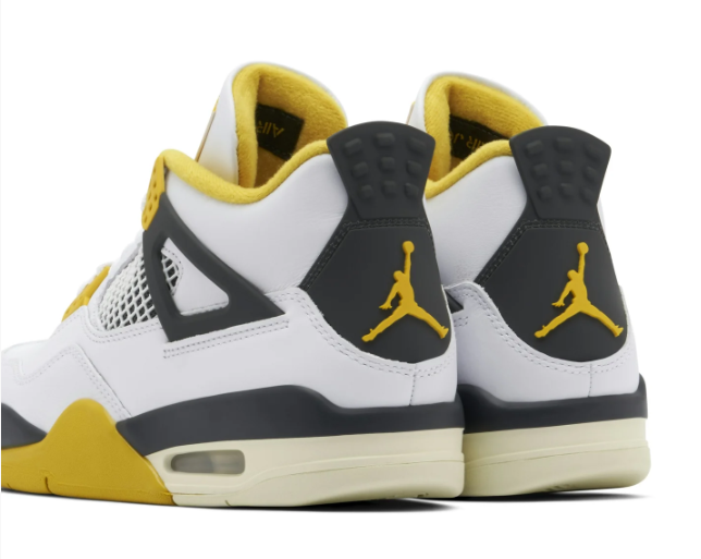 Air Jordan 4 Retro 'Vivid Sulfur' FQ8138-107