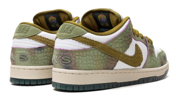 Nike SB Dunk Low Alexis Sablone 'Chameleon' (HJ3386-300)