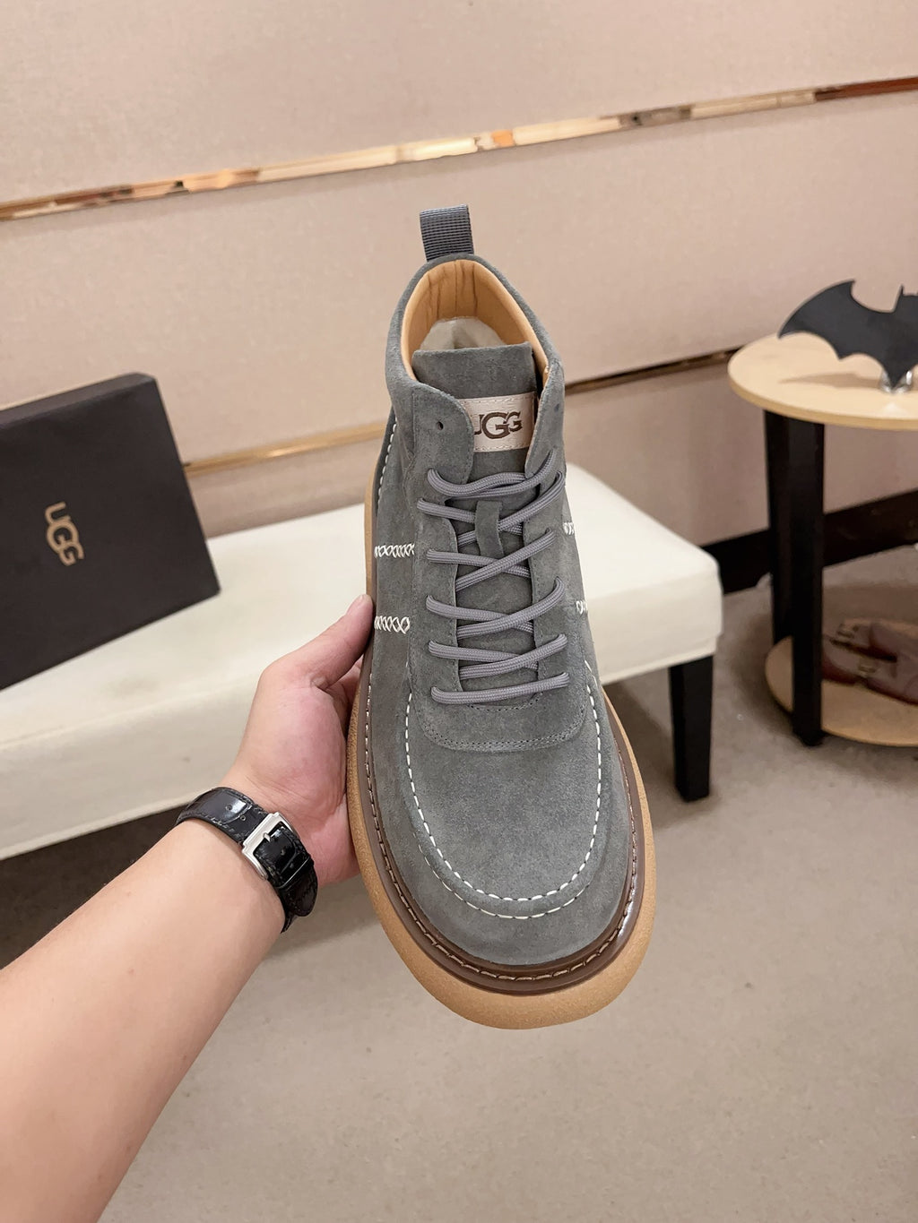 UGG Men's Suede Chukka Boot – Grey