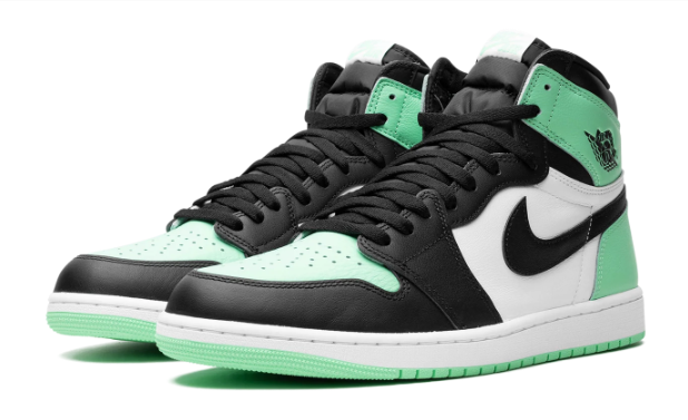 Air Jordan 1 Retro High OG 'Green Glow' (DZ5485-130)