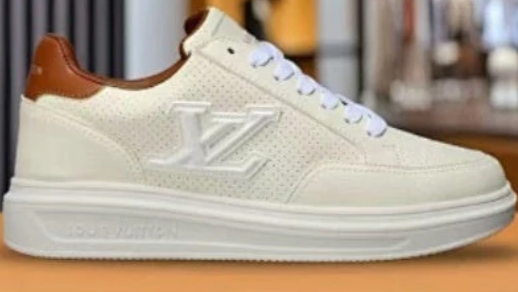 Louis Vuitton Trainer – Black Monogram